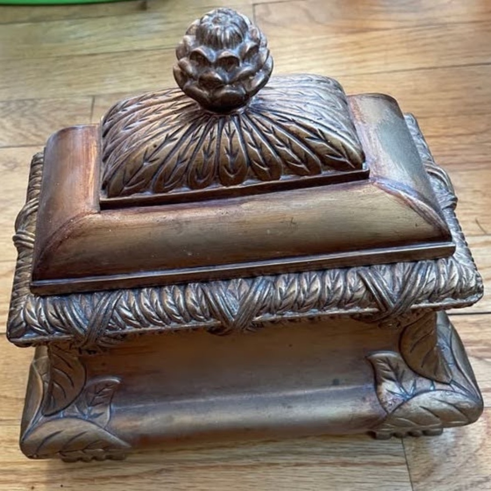 Kohl's Ancient Asian tabletop chest decor Art deco